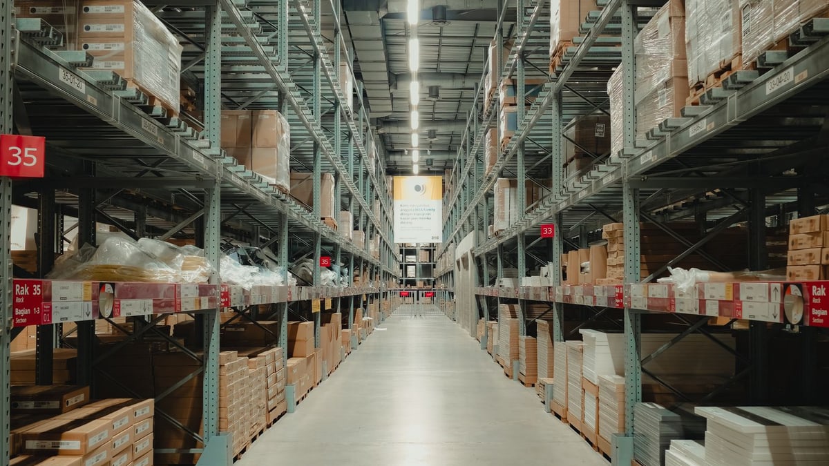 Palletized cargo in a warehouse for freight volume planning