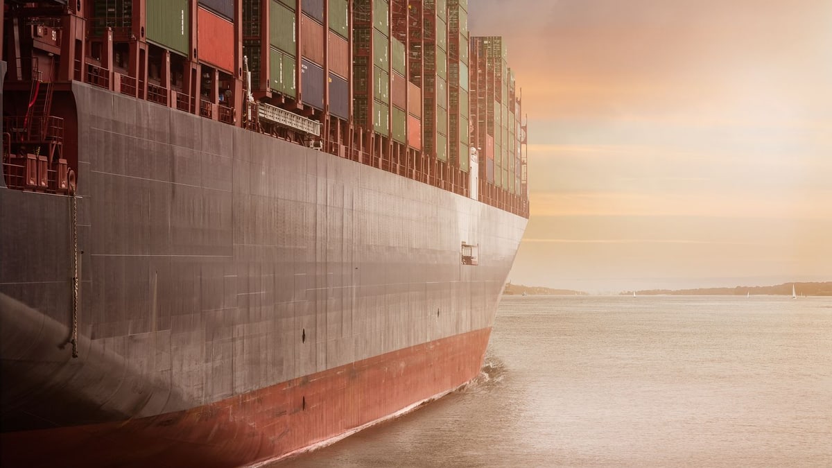 Container vessel at an international port for import duty planning